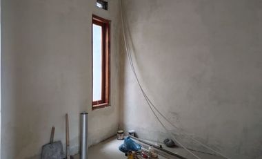 RUMAH DI SECANG INI DIJUAL MURAH STRATEGIS DI TEPI JALAN