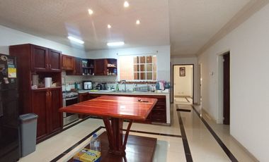 apartamento en venta en urb. las flores. Cod V120003