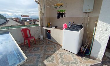 apartamento en venta en urb. las flores. Cod V120003