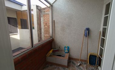 apartamento en venta en urb. las flores. Cod V120003