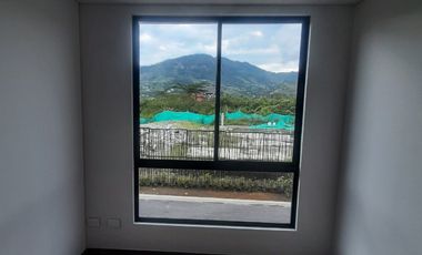 casa en arriendo en sector la macarena. Cod A114259
