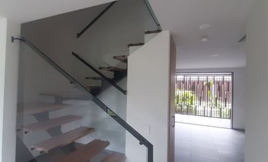casa en arriendo en sector la macarena. Cod A114259