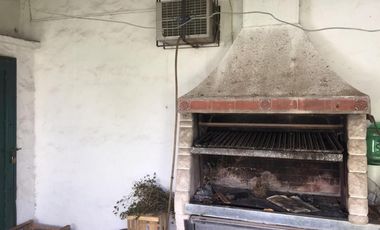 Venta de Casa 4 AMBIENTES, Ituzaingó.