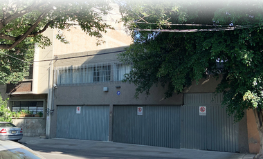 EXCELENTE OPORTUNIDAD !  BODEGA CON OFICINA O TERRENO PARA EDIFICIO EN VENTA EN LA POSTAL