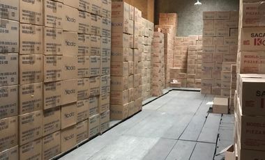 EXCELENTE OPORTUNIDAD !  BODEGA CON OFICINA O TERRENO PARA EDIFICIO EN VENTA EN LA POSTAL