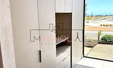 Casa Nueva en venta, Vista al mar, en condominio, Matanzas
