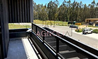 Casa Nueva en venta, Vista al mar, en condominio, Matanzas