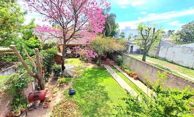 Chalet en venta en Castelar Sur