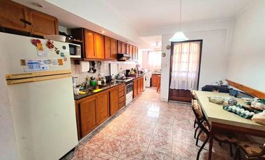 Chalet en venta en Castelar Sur