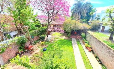 Chalet en venta en Castelar Sur