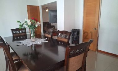 CASA EN VENTA, 4 DORMITORIOS 4 BAÑOS, COLINA