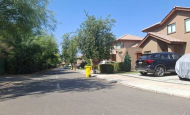 CASA EN VENTA, 4 DORMITORIOS 4 BAÑOS, COLINA