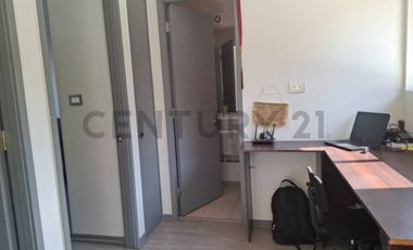 CASA EN VENTA, 4 DORMITORIOS 4 BAÑOS, COLINA