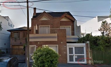 HERMOSA CASA 4 DORM GJE FONDO PARQUIZADO