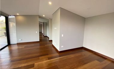 ESPECTACULAR PENT HOUSE EN EL ALTO DE LAS PALMAS