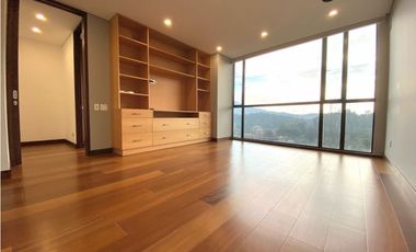 ESPECTACULAR PENT HOUSE EN EL ALTO DE LAS PALMAS