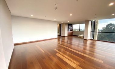 ESPECTACULAR PENT HOUSE EN EL ALTO DE LAS PALMAS