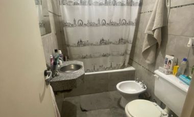 Departamento en venta en Remedios de Escalada Oeste