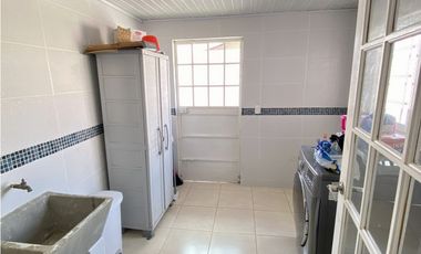 SE VENDE CASA EN MONTELIMAR EN $155,000 AM