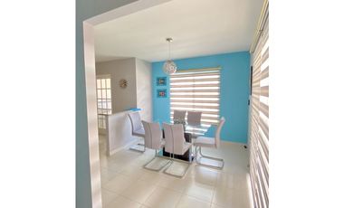 SE VENDE CASA EN MONTELIMAR EN $155,000 AM
