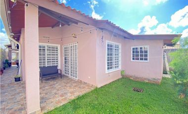 SE VENDE CASA EN MONTELIMAR EN $155,000 AM