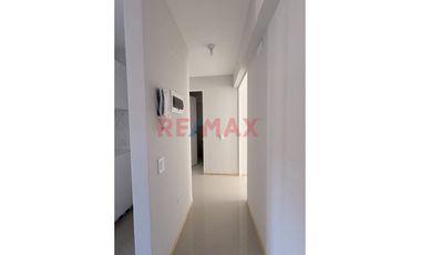 🔑 Tu Nuevo Hogar Te Espera En La Urb. Los Pinos – 7Mo Piso, Y Sin Alcabala 💫