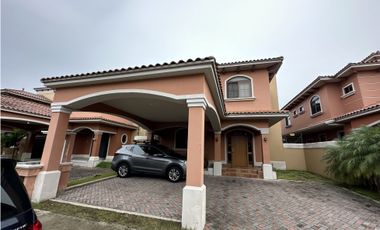 Casa Unifamiliar en El Doral, Costa Sur (TPJ)