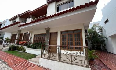 casa condominio en venta en altos de riomar. Cod V104299
