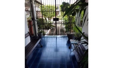 VENDO CASA LA ALAMEDA