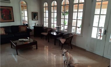 VENDO CASA LA ALAMEDA