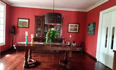 VENDO CASA LA ALAMEDA