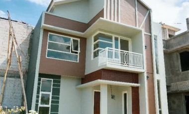 Rumah villa di kota batu 3KM 2KT Harga under 500jt