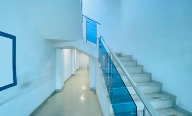 edificio en arriendo en paraguay. Cod A90295