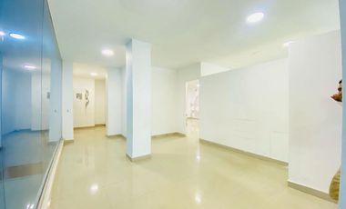 edificio en arriendo en paraguay. Cod A90295