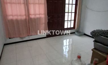 TURUN HARGA!! Paling Murah. Rumah 2 Lantai di Taman Pondok Indah Wiyung Dekat Tol Gunung Sari 2