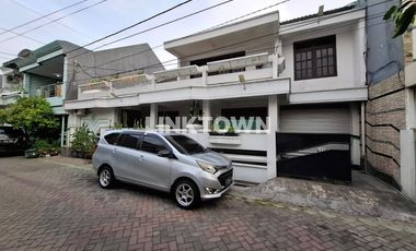 TURUN HARGA!! Paling Murah. Rumah 2 Lantai di Taman Pondok Indah Wiyung Dekat Tol Gunung Sari 2