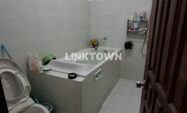 TURUN HARGA!! Paling Murah. Rumah 2 Lantai di Taman Pondok Indah Wiyung Dekat Tol Gunung Sari 2