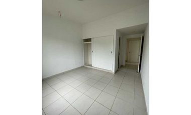 VENDO EXCELENTE Y AMPLIA VIVIENDA EN ARRAIJAN PLAYA DORADA LAS OLAS 3R