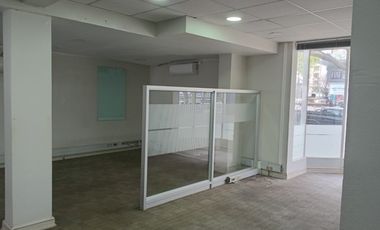 Gran Local Comercial en centro de Viña del mar, bancos, universidades.-