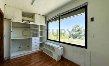 Se arrienda casa, Sector Los Domínicos, Las Condes