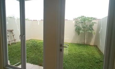 Townhouse ada Siaphuni 12 unit dkt Kotawisata Cibubur