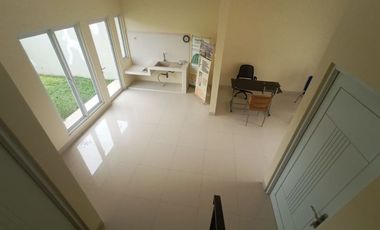 Townhouse ada Siaphuni 12 unit dkt Kotawisata Cibubur