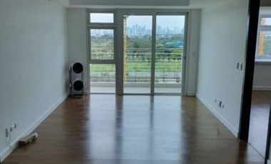 Brand new 2 bedroom with balcony for rent in Arca South