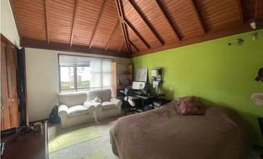 VENDO HERMOSA CASA EN CERROS DE SUBA