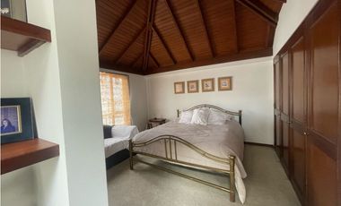 VENDO HERMOSA CASA EN CERROS DE SUBA