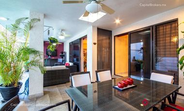 Casa en Venta en Bugambilias cerca centro comercial zona sur