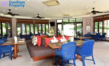 Beachfront Condo in Hua Hin with Stunning Sea View