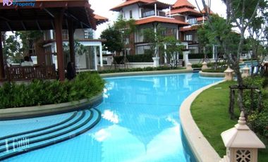 Beachfront Condo in Hua Hin with Stunning Sea View