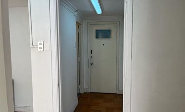 Oficina en Venta en Huerfanos con paseo ahumada