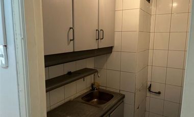 Oficina en Venta en Huerfanos con paseo ahumada